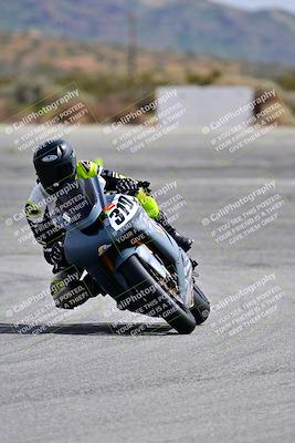 media/Mar-10-2024-TrackXperience (Sun) [[cef06d0f9a]]/Group 3/Session 4 (Turn 14)/